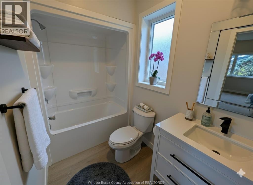 926-928 Giles Boulevard Unit# 5, Windsor, Ontario  N9A 4G1 - Photo 4 - 25031260