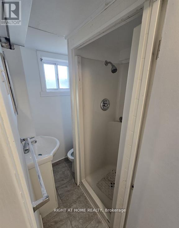 70 Bunnell Crescent, Toronto, Ontario  M3M 2C1 - Photo 3 - W12605288