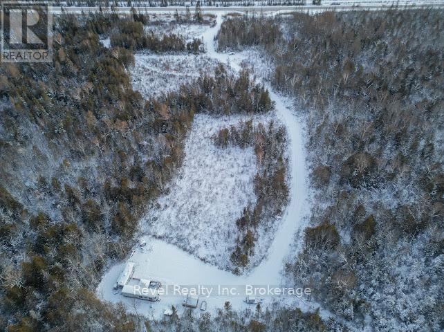 12425 Highway 17, North Bay (Jocko Point / Beaucage), Ontario  P2B 3K8 - Photo 10 - X12605476