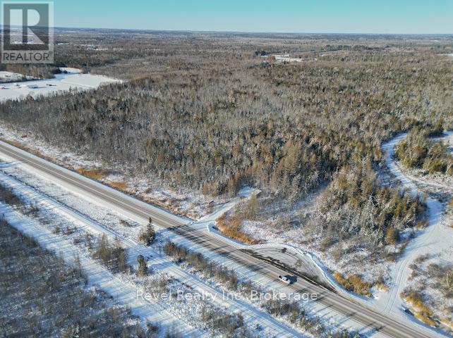 12425 Highway 17, North Bay (Jocko Point / Beaucage), Ontario  P2B 3K8 - Photo 4 - X12605476