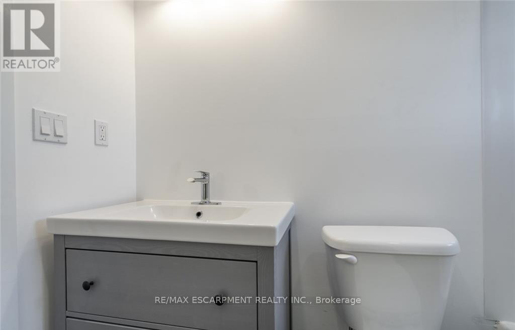 2 - 198 Sherman Avenue N, Hamilton, Ontario L8L 6M9 - Photo 14 - X12605280