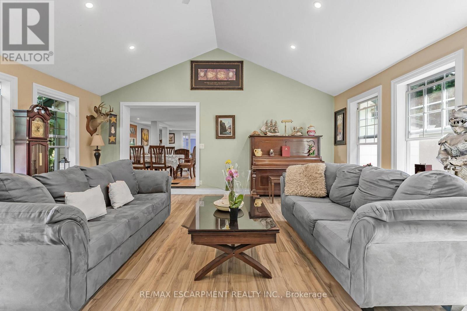 323 Regional 20 Road, Pelham, Ontario  L0S 1C0 - Photo 26 - X12605300