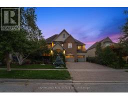 32 PENNSYLVANIA CRESCENT, Kitchener, Ontario