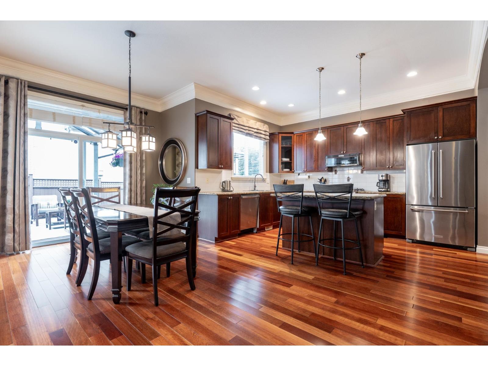 19657 69a Avenue, Langley, British Columbia  V2Y 3A6 - Photo 7 - R3071764