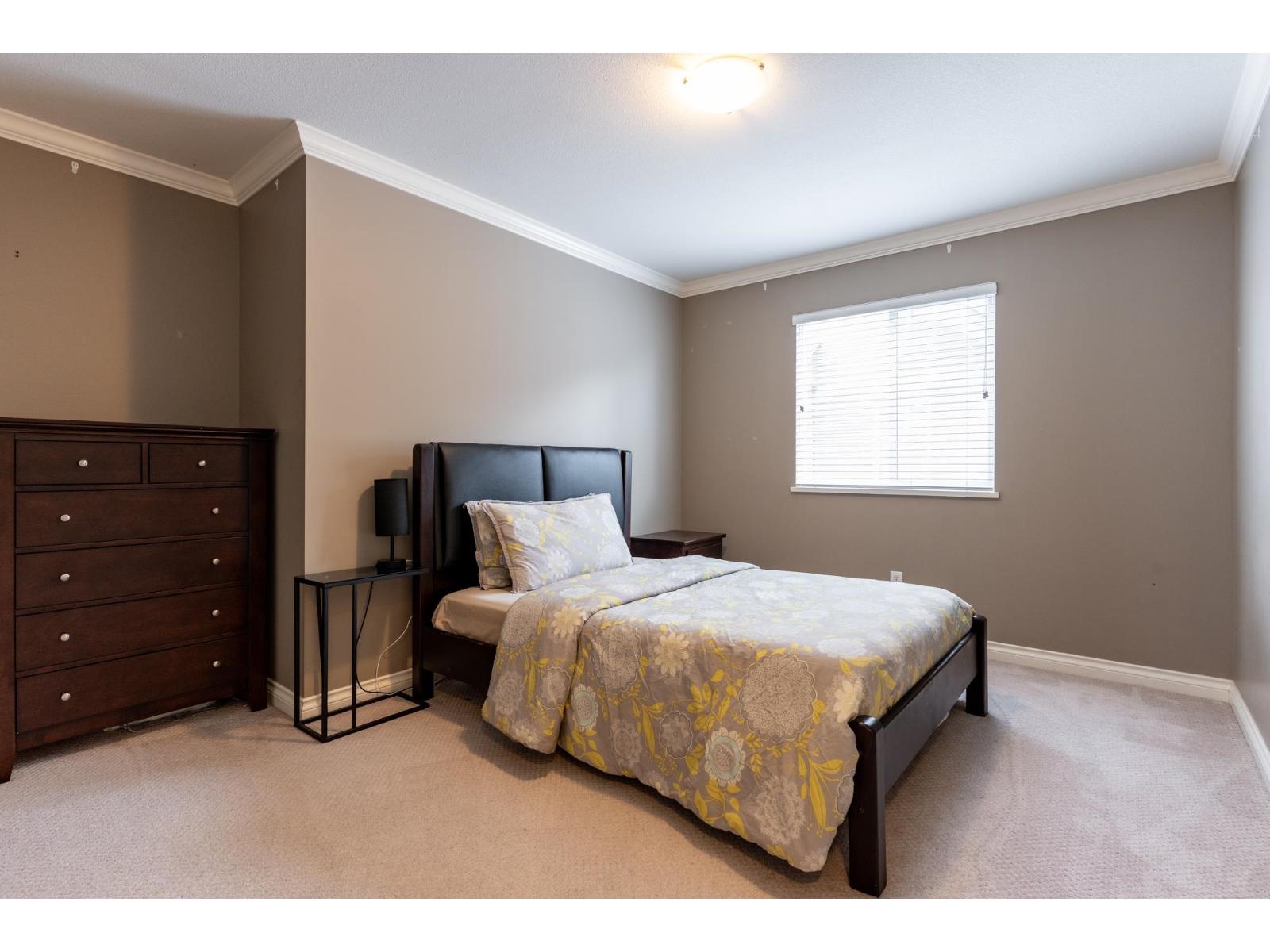 19657 69a Avenue, Langley, British Columbia  V2Y 3A6 - Photo 27 - R3071764