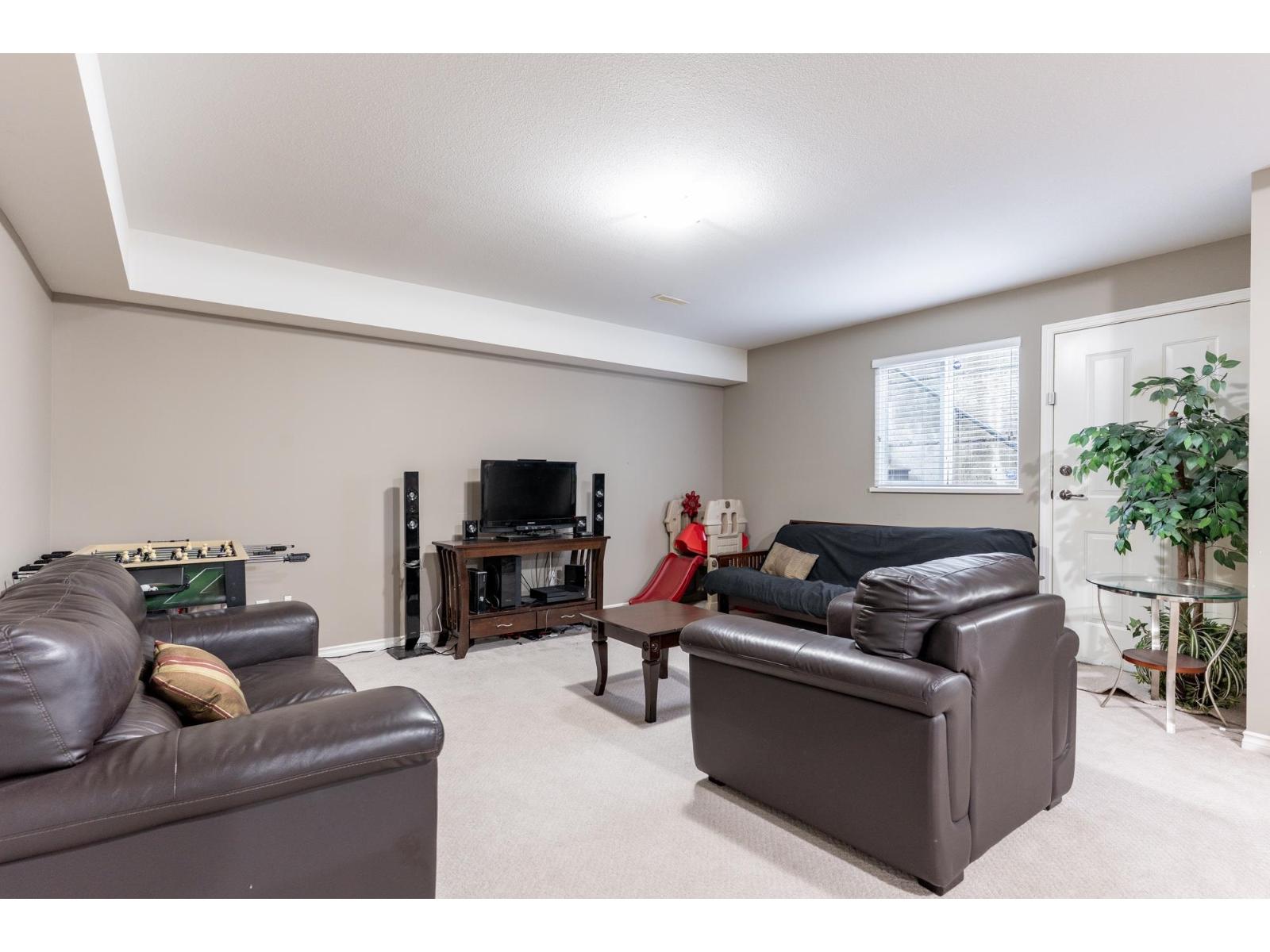 19657 69a Avenue, Langley, British Columbia  V2Y 3A6 - Photo 31 - R3071764