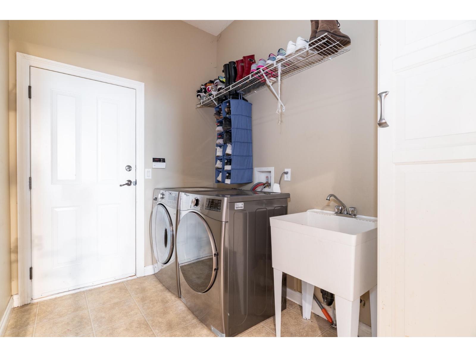 19657 69a Avenue, Langley, British Columbia  V2Y 3A6 - Photo 35 - R3071764