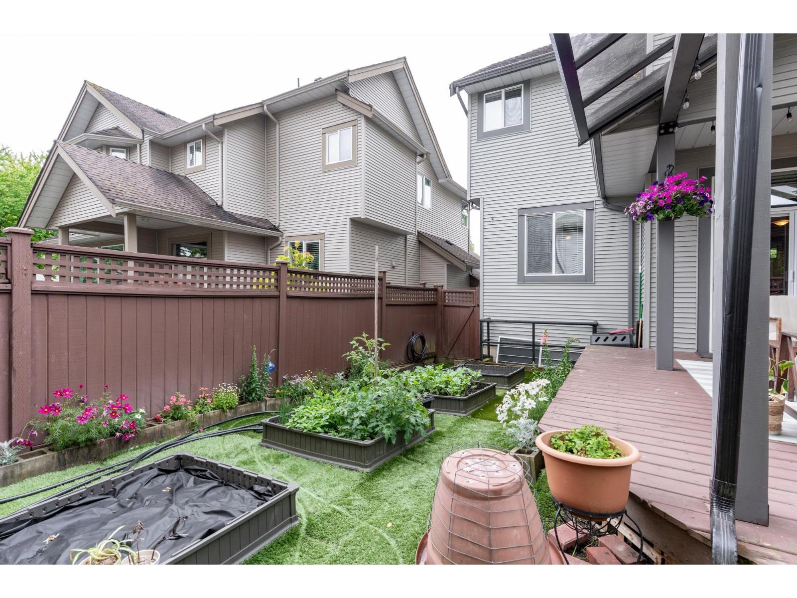 19657 69a Avenue, Langley, British Columbia  V2Y 3A6 - Photo 6 - R3071764