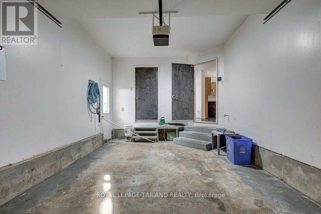 2 Elysian Street, St. Thomas, Ontario  N5P 1R4 - Photo 27 - X12605496