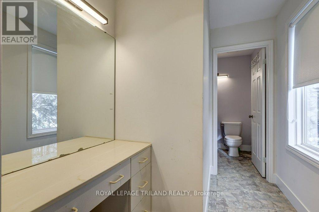 2 Elysian Street, St. Thomas, Ontario  N5P 1R4 - Photo 37 - X12605496