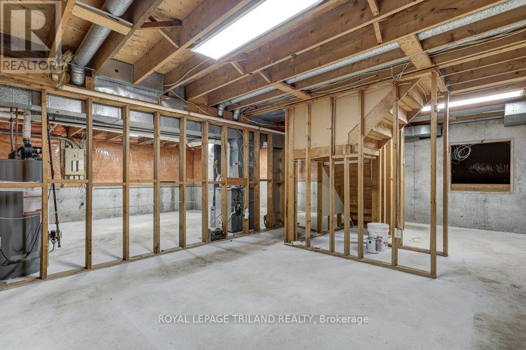 2 Elysian Street, St. Thomas, Ontario  N5P 1R4 - Photo 41 - X12605496