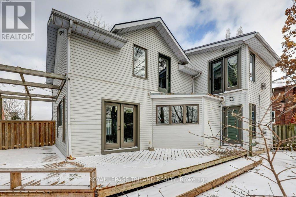 2 Elysian Street, St. Thomas, Ontario  N5P 1R4 - Photo 8 - X12605496