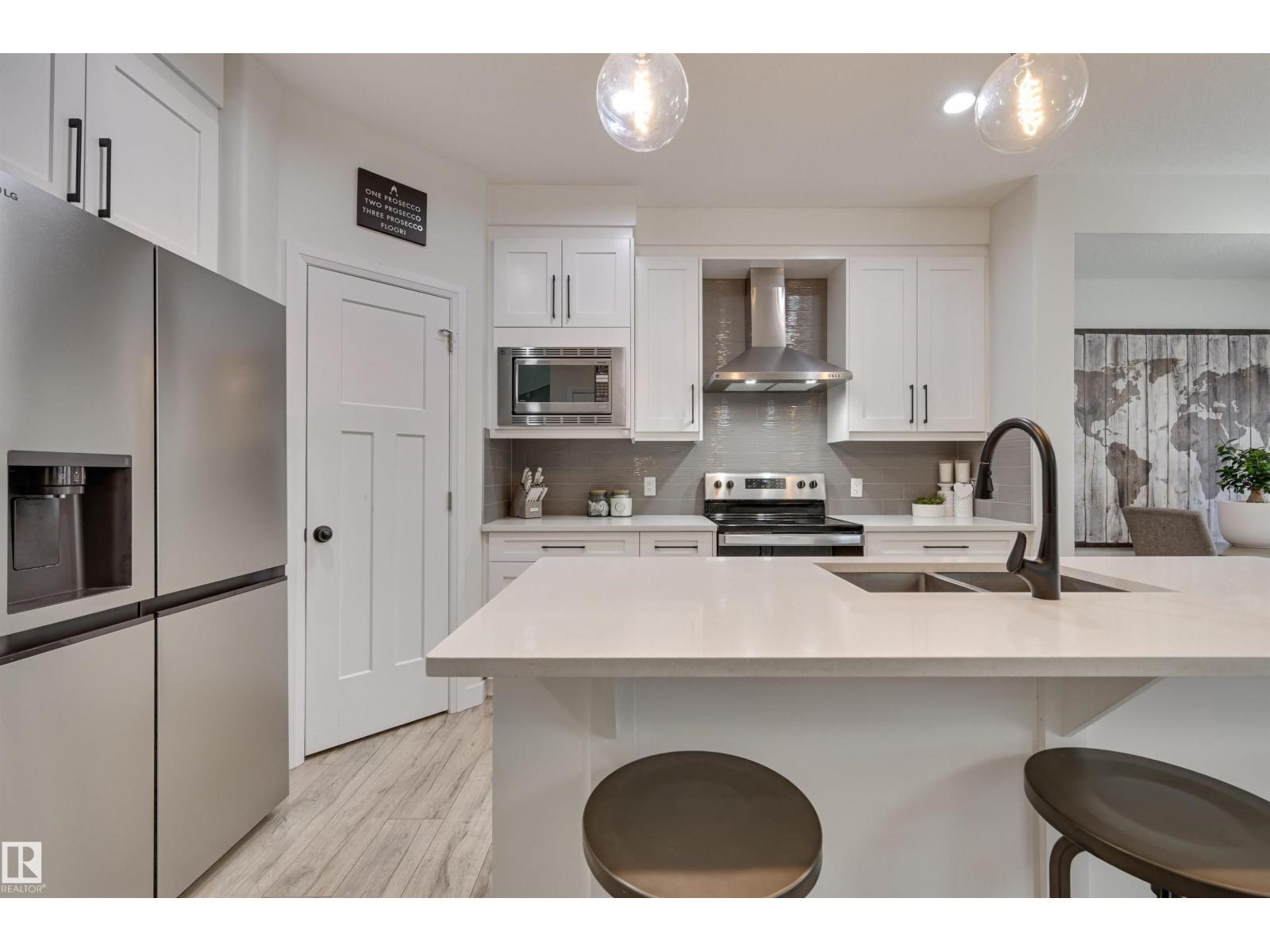 7234 Chivers Pl Sw, Edmonton, Alberta  T6W 4L4 - Photo 11 - E4467525