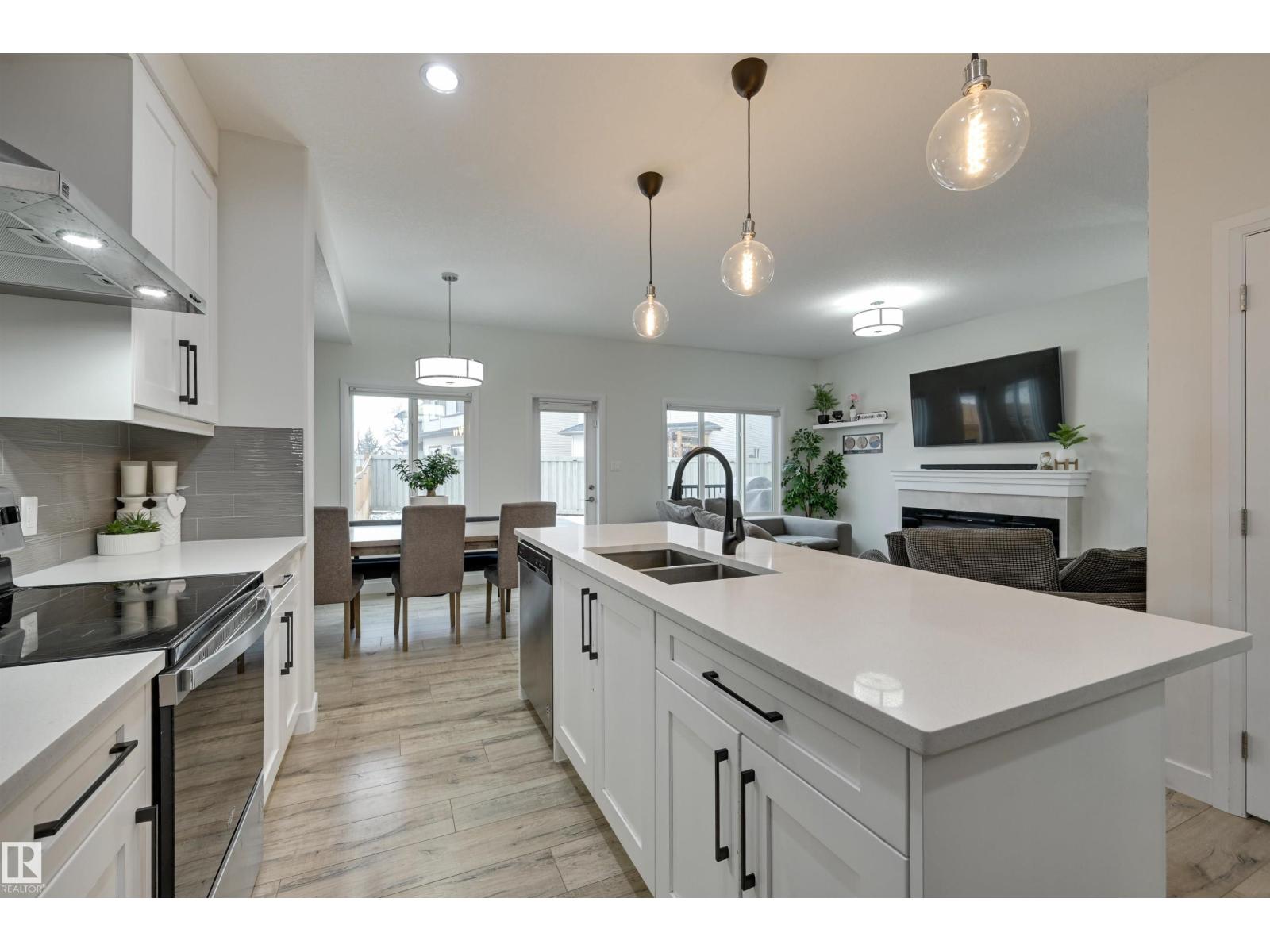 7234 Chivers Pl Sw, Edmonton, Alberta  T6W 4L4 - Photo 12 - E4467525