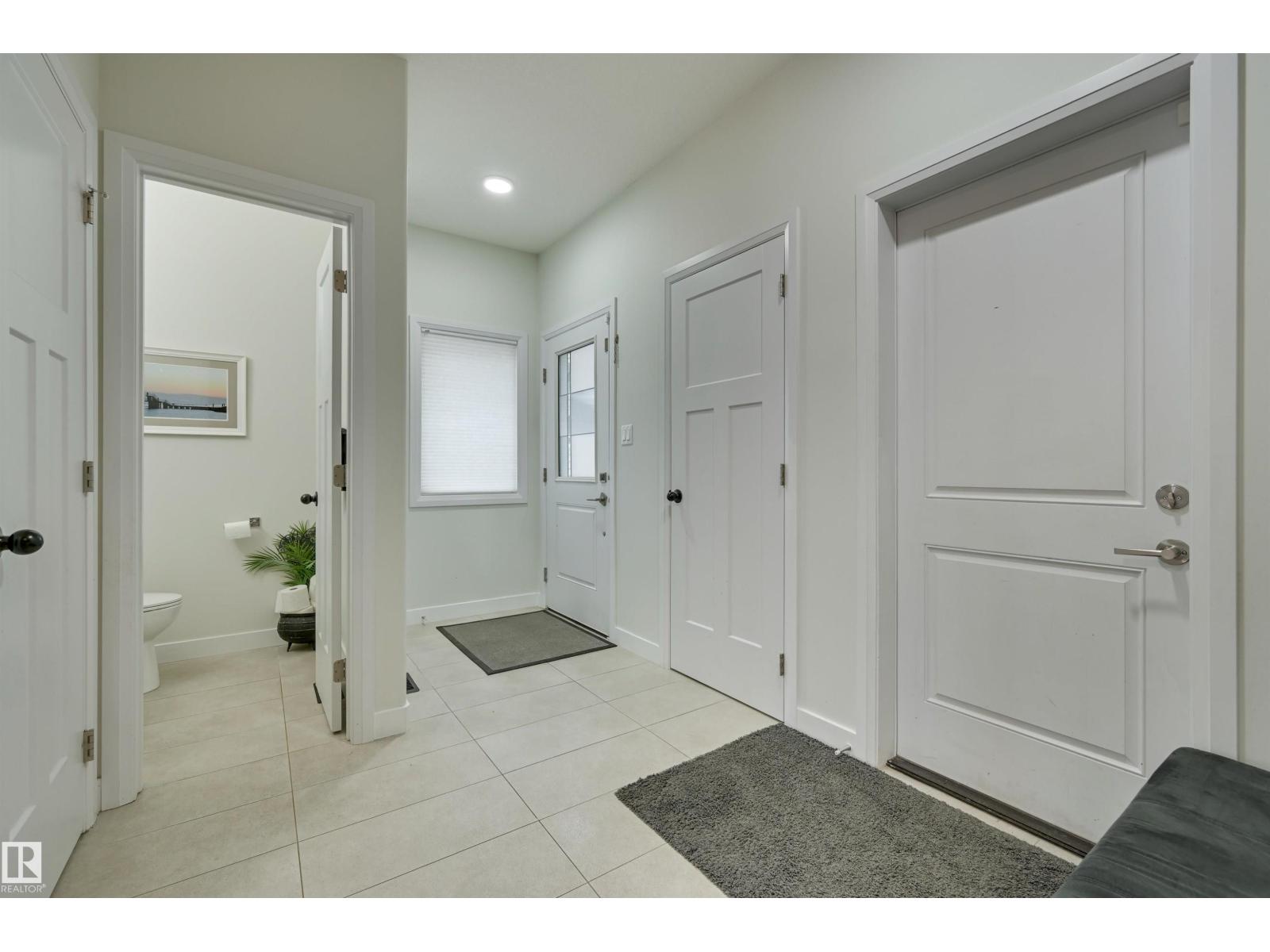 7234 Chivers Pl Sw, Edmonton, Alberta  T6W 4L4 - Photo 3 - E4467525