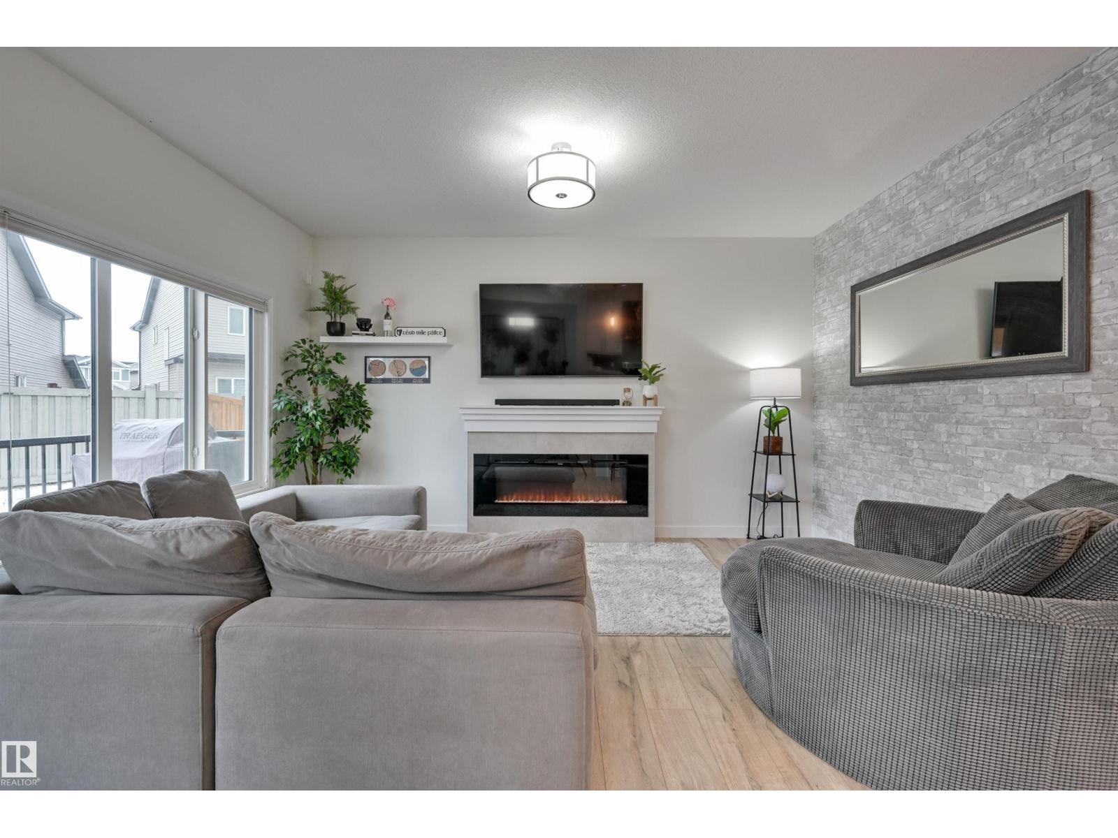 7234 Chivers Pl Sw, Edmonton, Alberta  T6W 4L4 - Photo 5 - E4467525