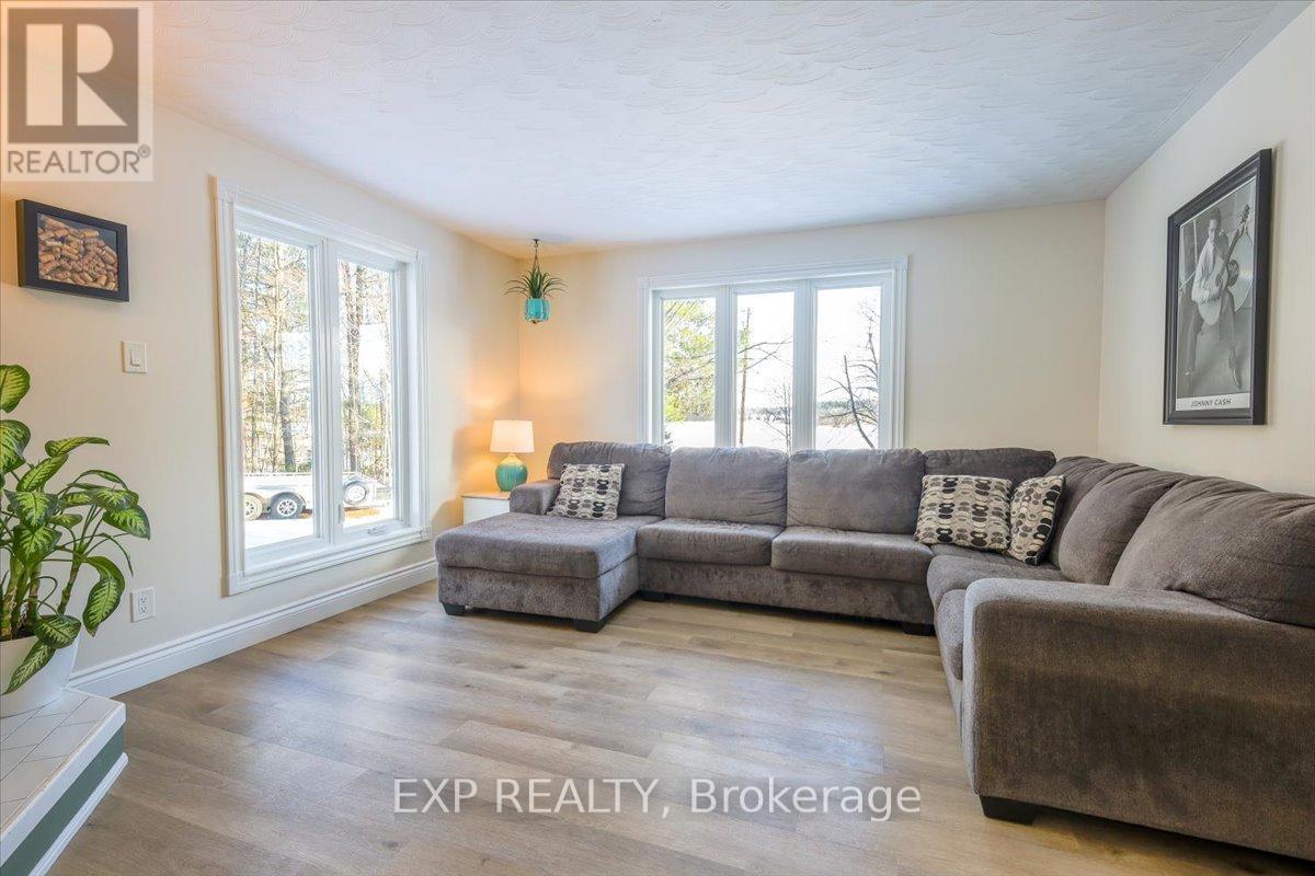 702 Cedar Hill Road, Mississippi Mills, Ontario K0A 2X0 - Photo 5 - X12605454