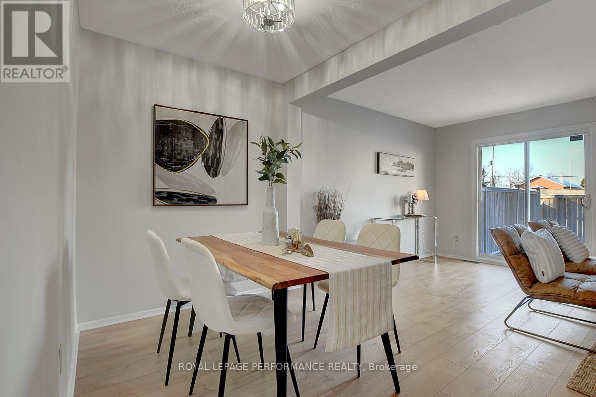 2603 Pimlico Crescent, Ottawa, Ontario  K1T 2A6 - Photo 2 - X12605466