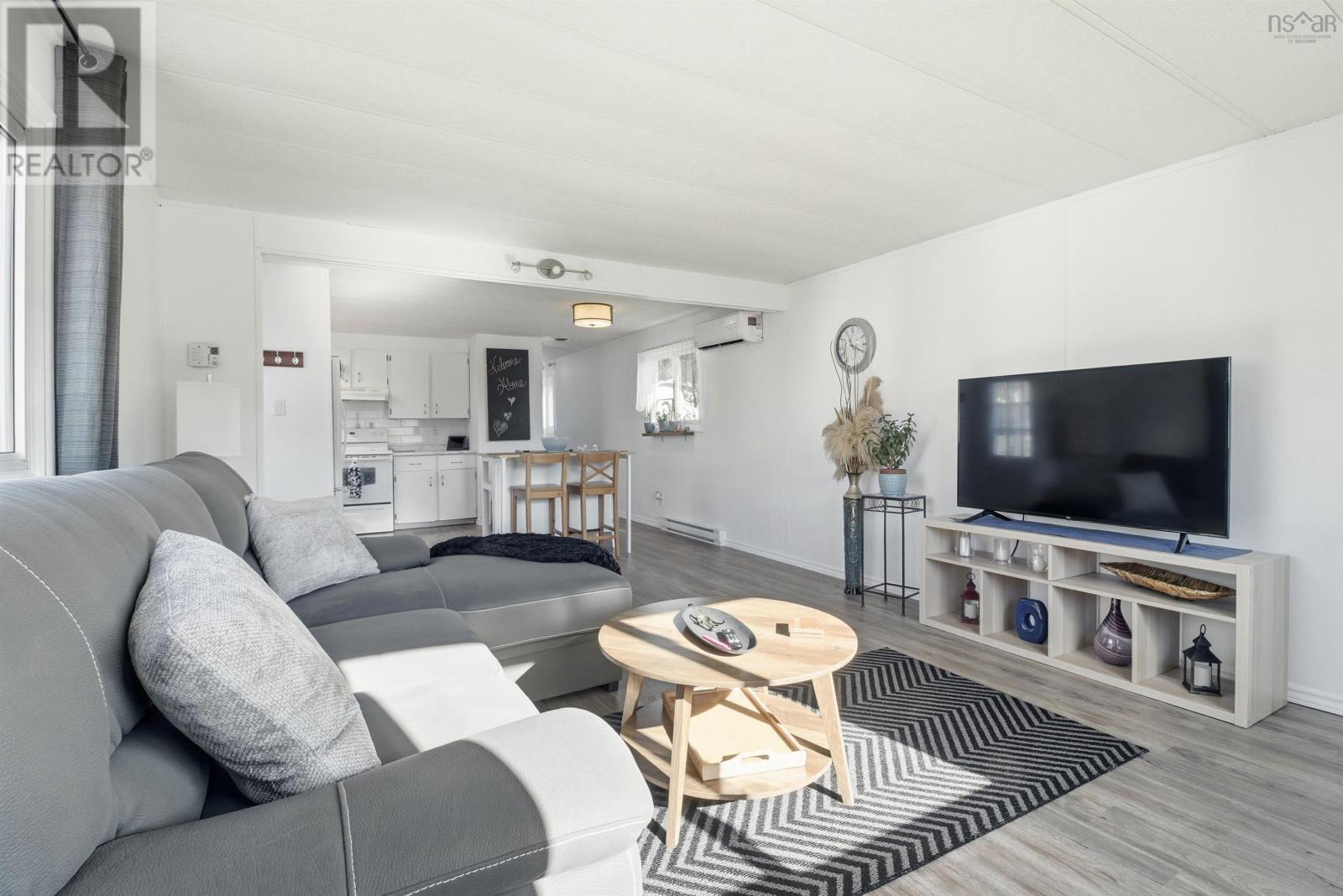 29 Brook Crescent, Middle Sackville, Nova Scotia  B4E 1C3 - Photo 3 - 202527650