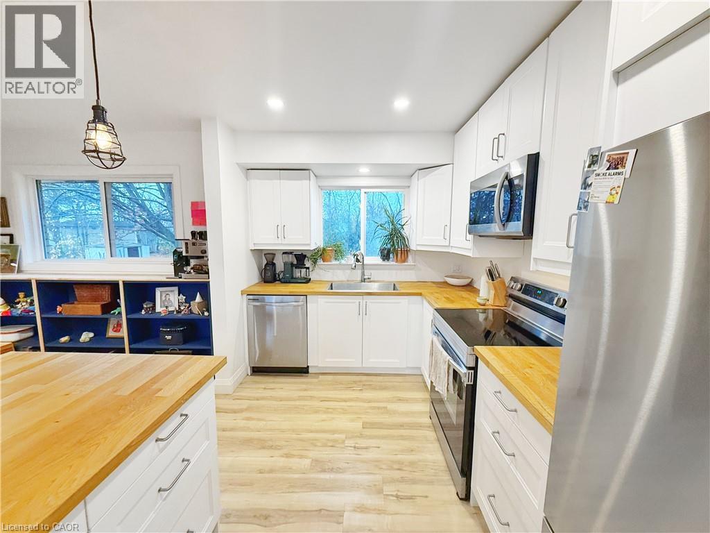 31 Clearview Drive Unit# A, Cambridge, Ontario  N1S 1B1 - Photo 11 - 40792286