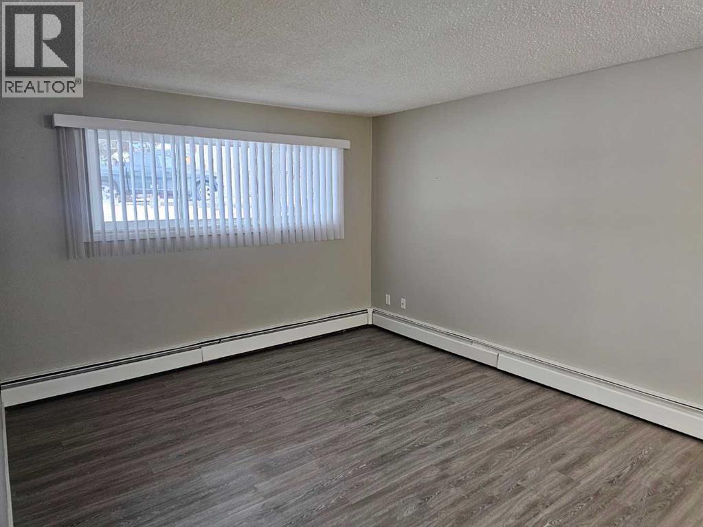 105, 5812 61 Street, Red Deer, Alberta  T4N 6H2 - Photo 18 - A2273522