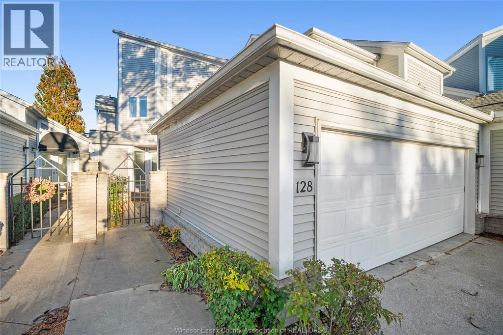 128 MARINE, tecumseh, Ontario