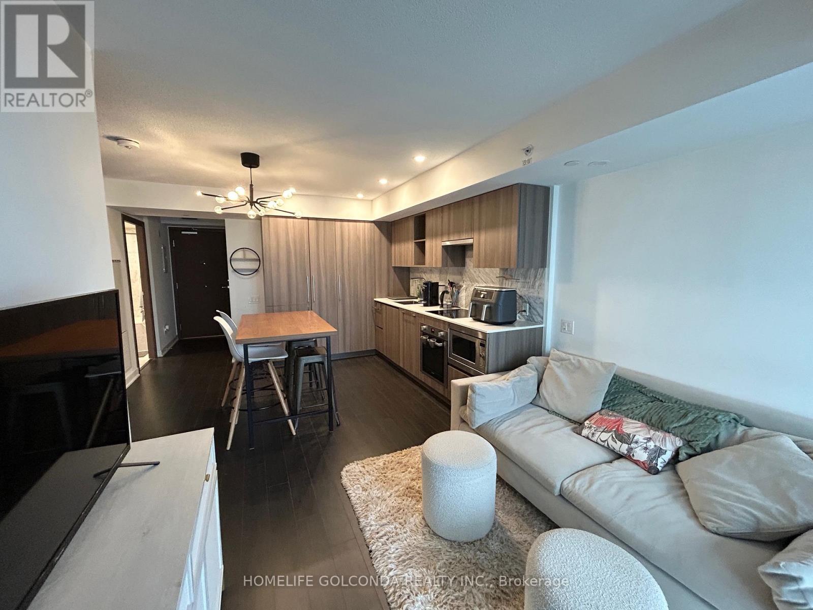 910 - 19 Bathurst Street, Toronto, Ontario  M5V 0N2 - Photo 7 - C12605432