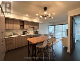 910 - 19 Bathurst Street, Toronto (Waterfront Communities), Ca