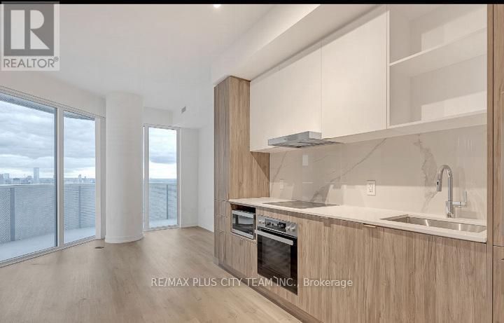 7312 - 138 Downes Street, Toronto, Ontario  M5E 0E4 - Photo 8 - C12605460