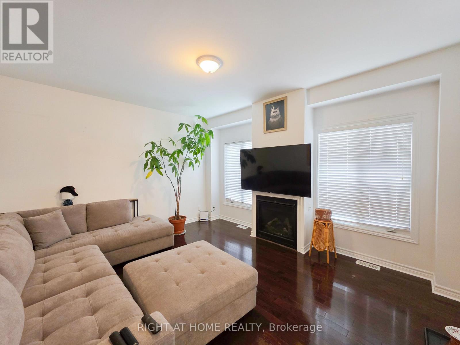 2080 Prestonvale Road, Clarington, Ontario  L1E 2S2 - Photo 10 - E12605356