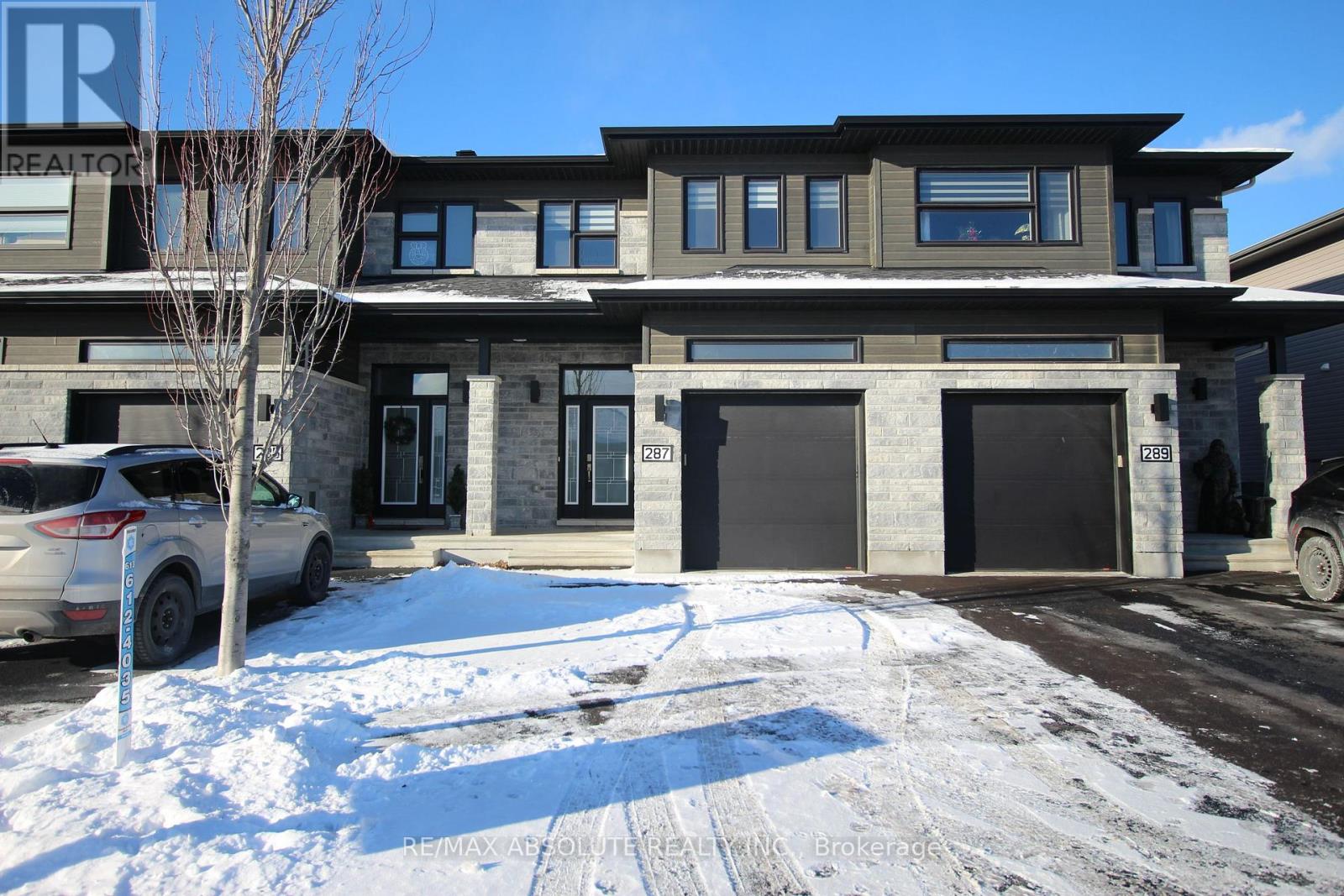 287 BELFORT STREET, Russell, Ontario