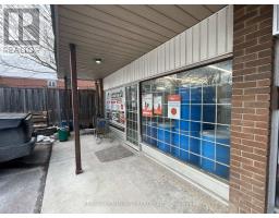 28 NELSON STREET, Toronto, Ontario