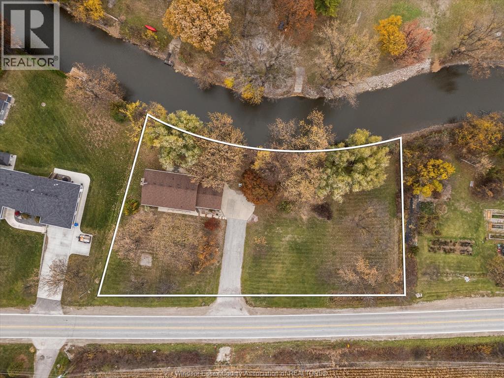 224 West Pike Creek, Lakeshore, Ontario  N8N 2L9 - Photo 2 - 25031251