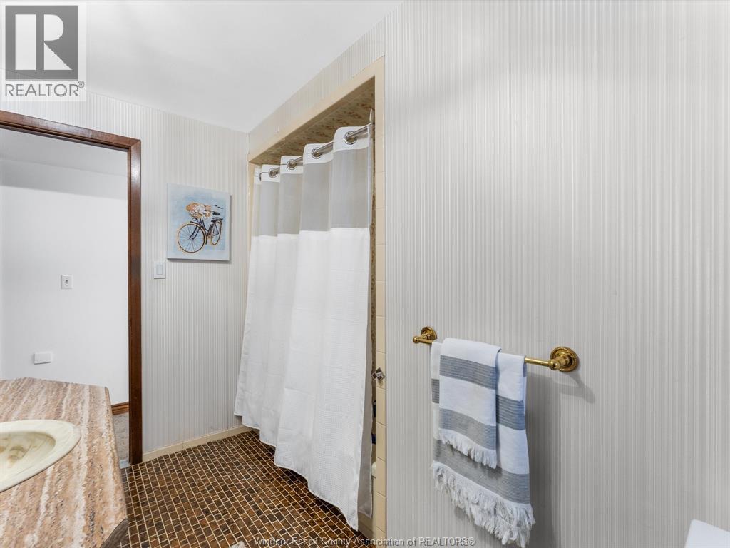 224 West Pike Creek, Lakeshore, Ontario  N8N 2L9 - Photo 25 - 25031251