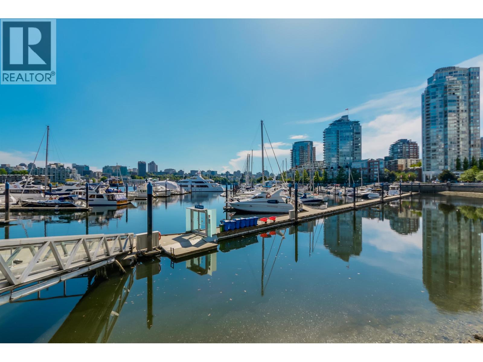 Ph2803 1067 Marinaside Crescent, Vancouver, British Columbia V6Z 3A4 - Photo 17 - R3072371