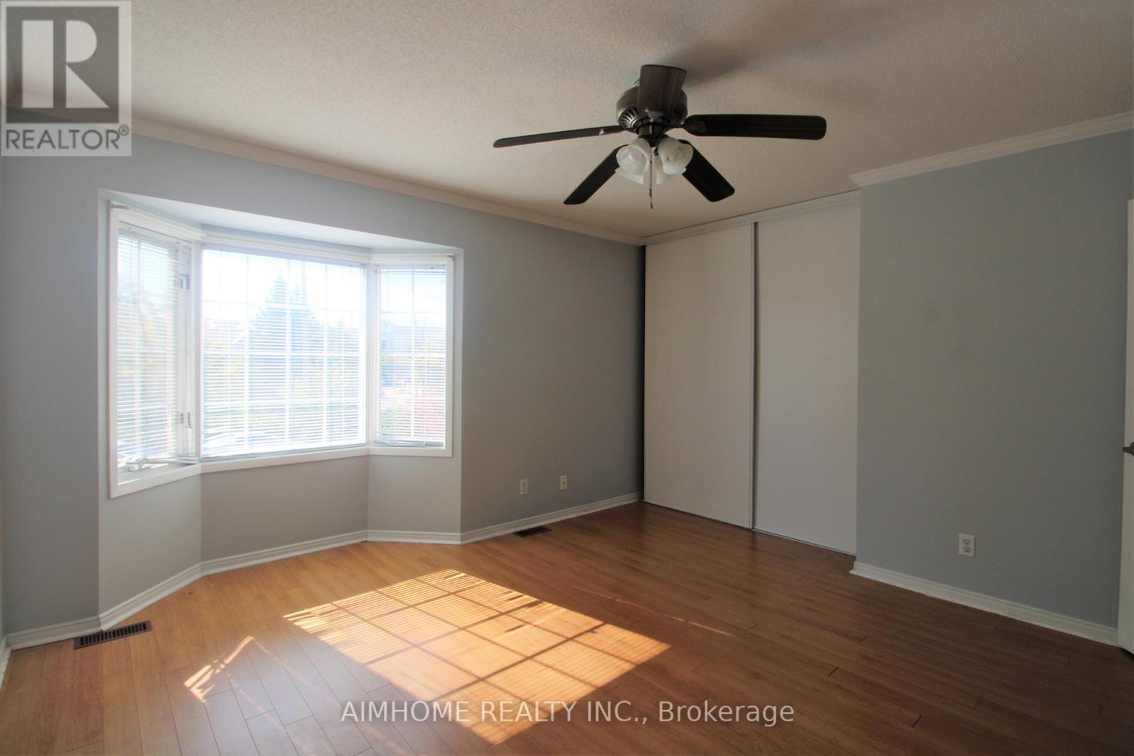 355 Crowder Boulevard, Newmarket, Ontario  L3Y 8J6 - Photo 11 - N12605360