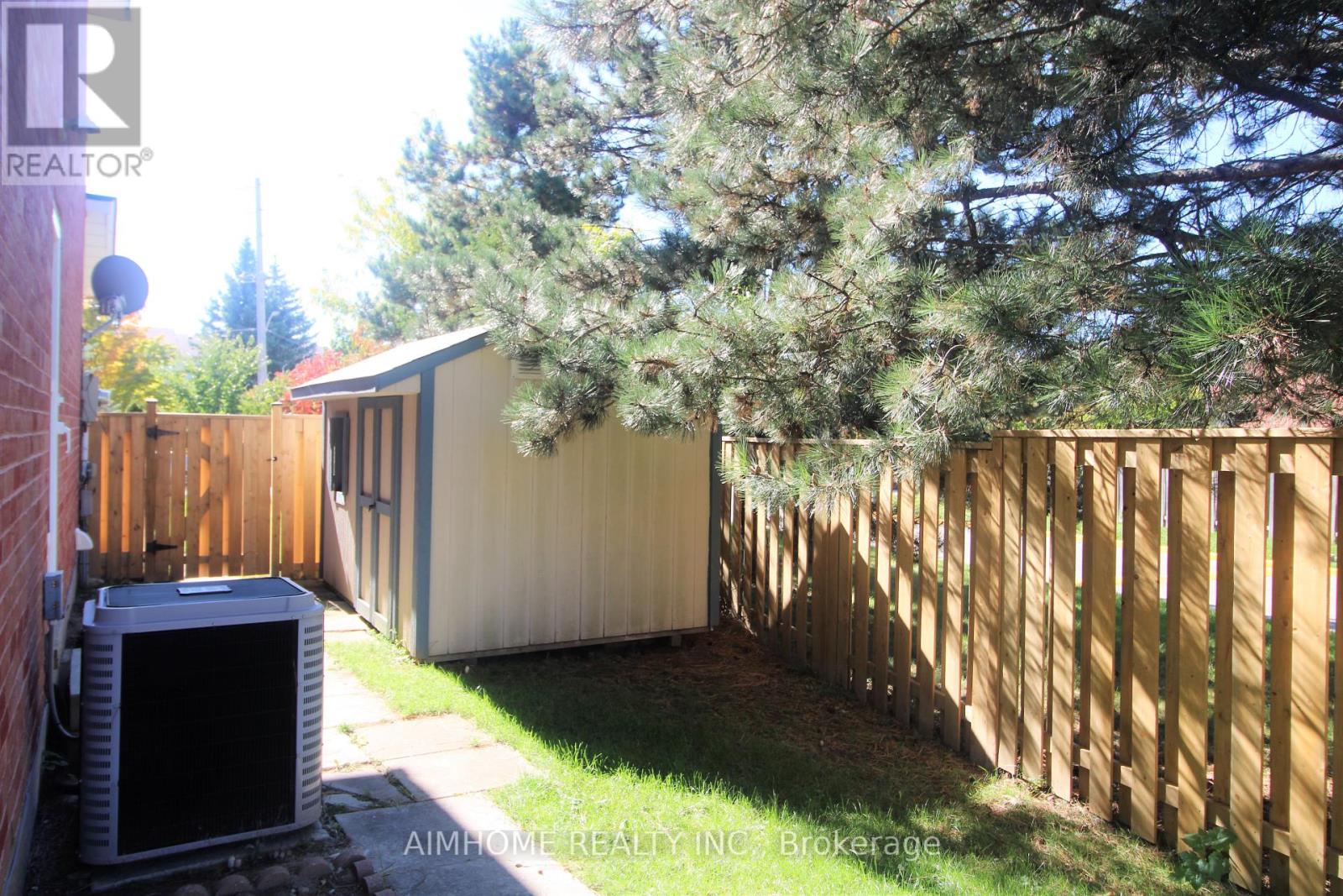 355 Crowder Boulevard, Newmarket, Ontario  L3Y 8J6 - Photo 19 - N12605360