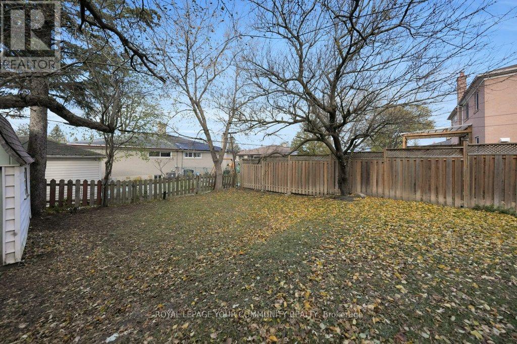 245 Demaine Crescent, Richmond Hill, Ontario  L4C 2W4 - Photo 37 - N12605376