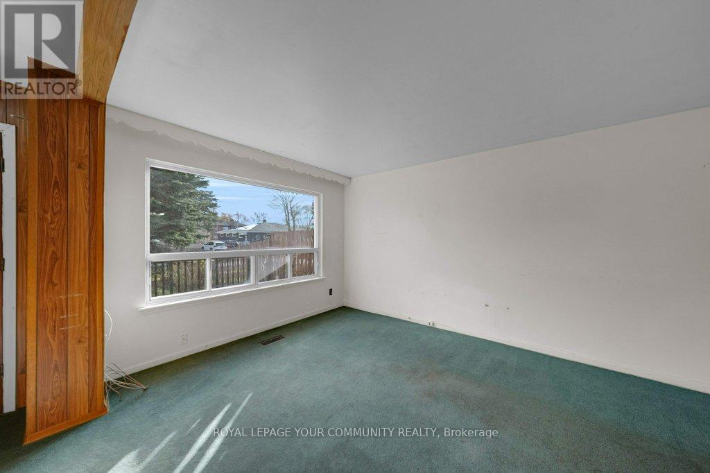 245 Demaine Crescent, Richmond Hill, Ontario  L4C 2W4 - Photo 8 - N12605376