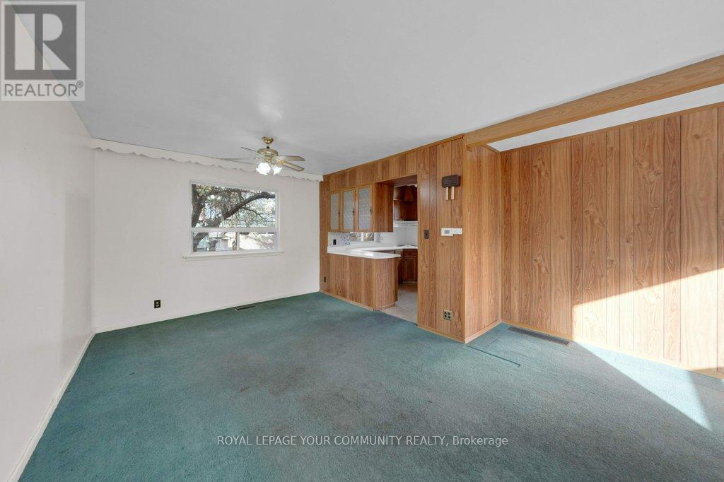 245 Demaine Crescent, Richmond Hill, Ontario  L4C 2W4 - Photo 9 - N12605376