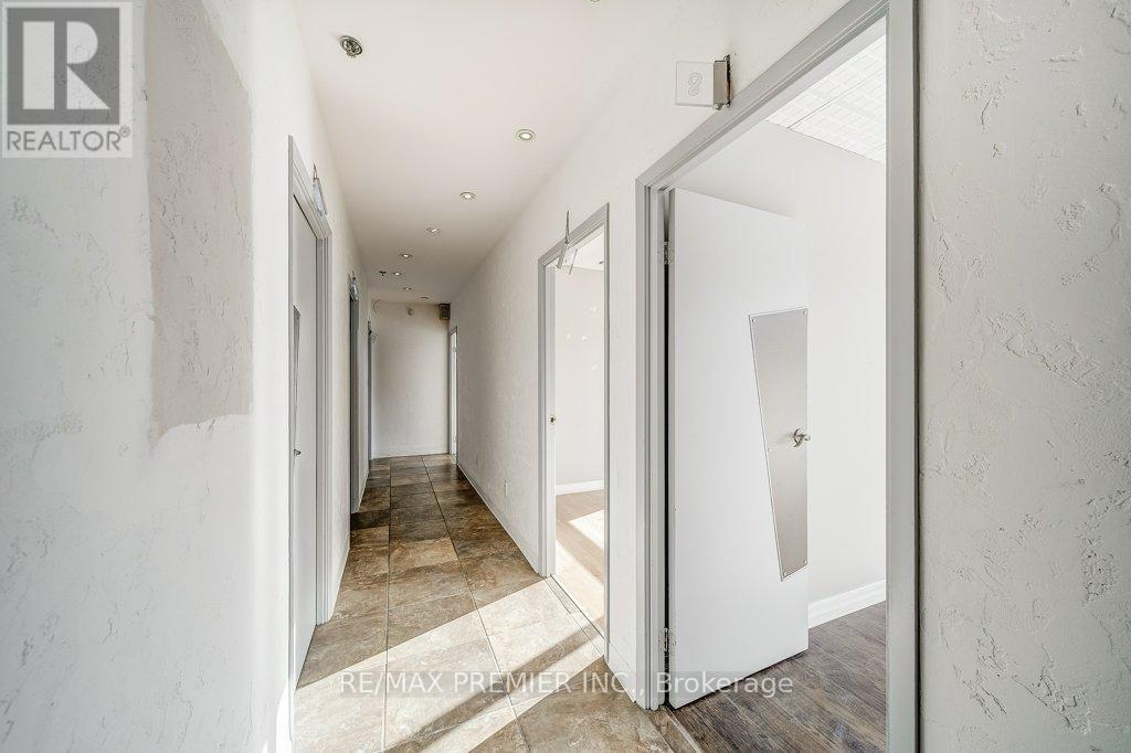 Du201 - 140 Woodbridge Avenue, Vaughan, Ontario  L4L 4K9 - Photo 14 - N12605440