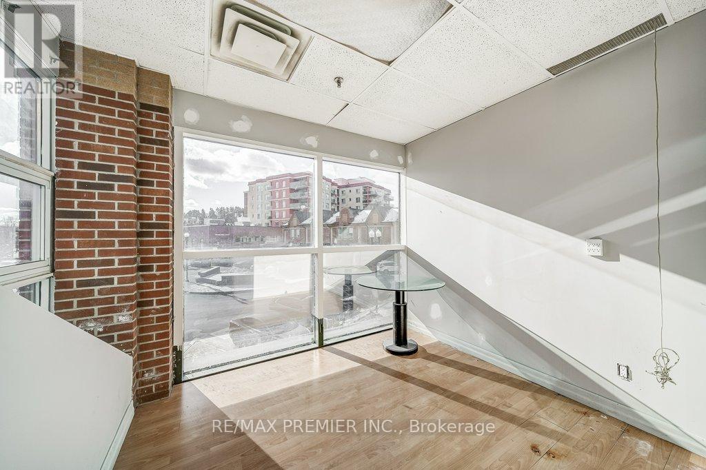 Du201 - 140 Woodbridge Avenue, Vaughan, Ontario  L4L 4K9 - Photo 16 - N12605440