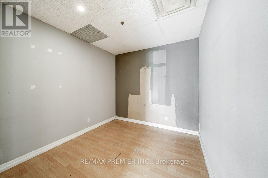 Du201 - 140 Woodbridge Avenue, Vaughan, Ontario  L4L 4K9 - Photo 22 - N12605440