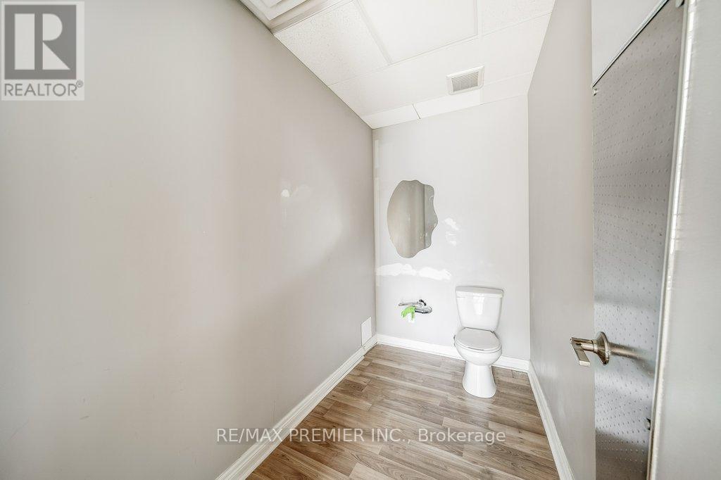 Du201 - 140 Woodbridge Avenue, Vaughan, Ontario  L4L 4K9 - Photo 25 - N12605440