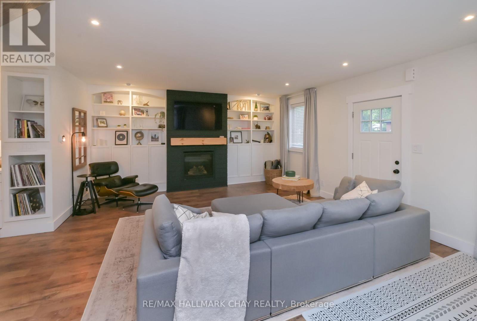 70 Church Street S, New Tecumseth, Ontario  L9R 1S7 - Photo 13 - N12605508