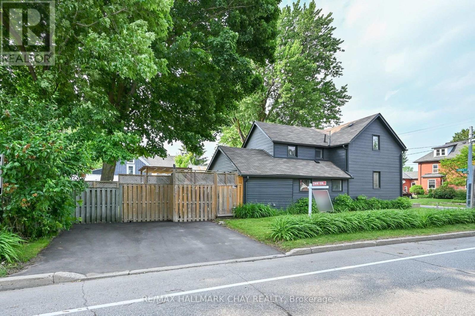 70 Church Street S, New Tecumseth, Ontario  L9R 1S7 - Photo 2 - N12605508