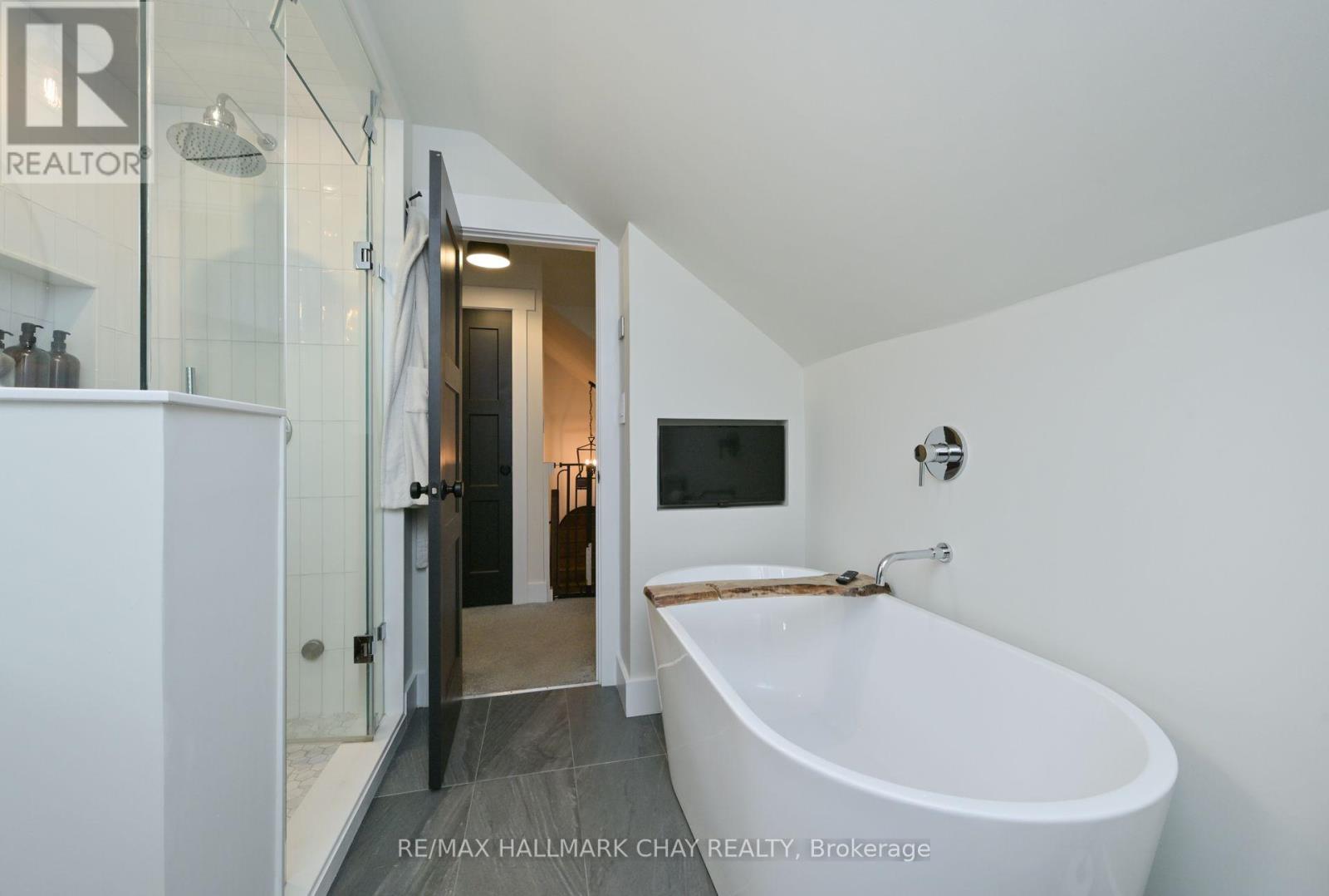 70 Church Street S, New Tecumseth, Ontario  L9R 1S7 - Photo 22 - N12605508