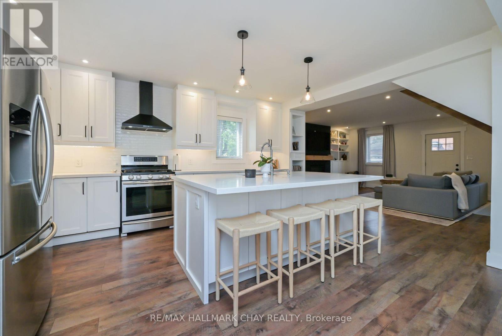 70 Church Street S, New Tecumseth, Ontario  L9R 1S7 - Photo 4 - N12605508