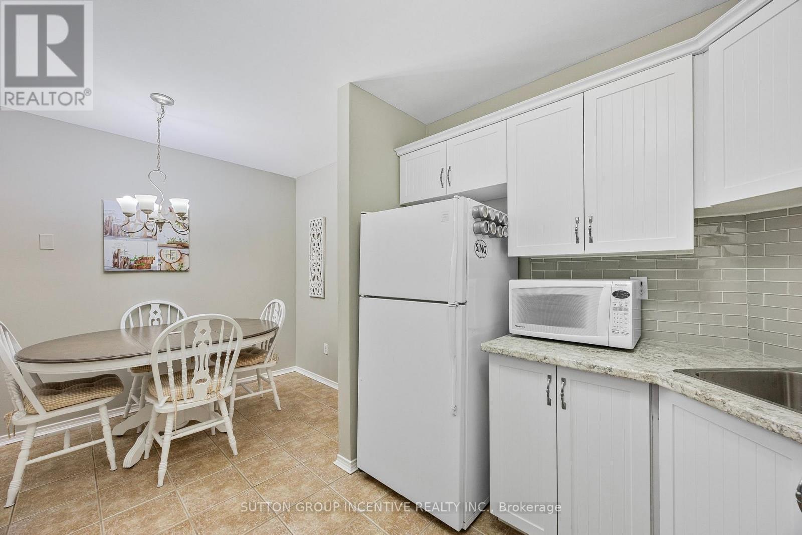 403 - 40 Museum Drive, Orillia, Ontario  L3V 7T9 - Photo 11 - S12379072