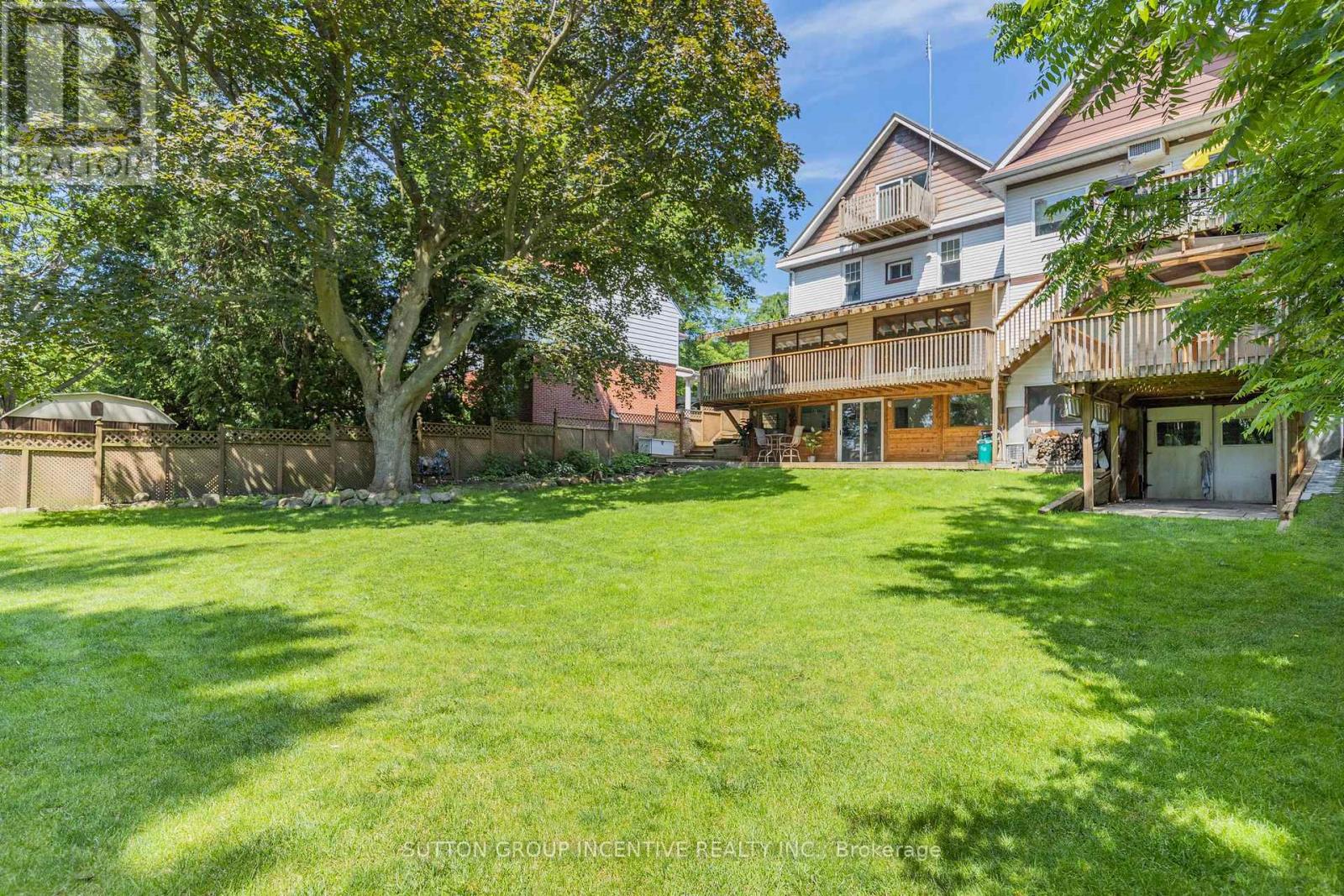 149 Blake Street, Barrie, Ontario  L4M 1K4 - Photo 40 - S12488328